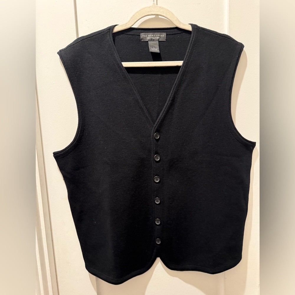 Bloomingdale's Black V-Neck Button Vest